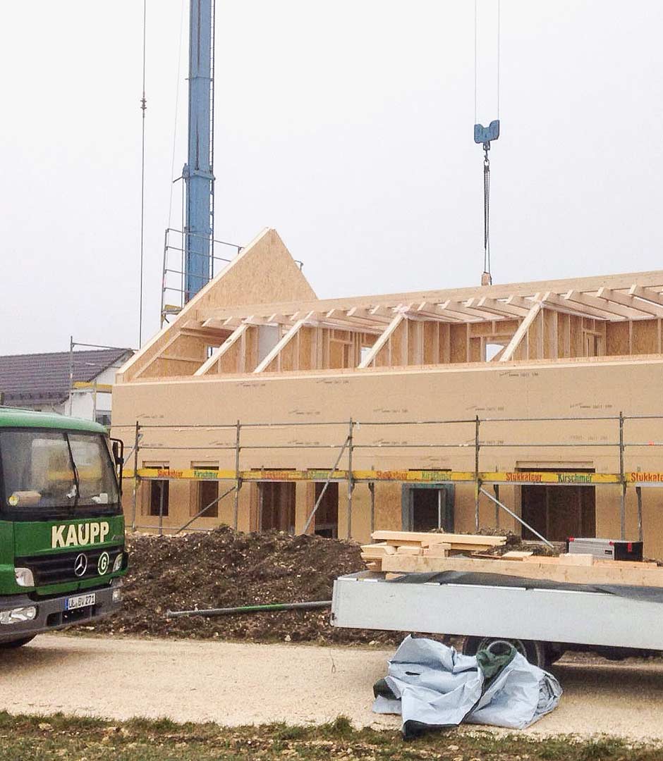 Hausbau komplett mit Holz von der Zimmerei Kaupp